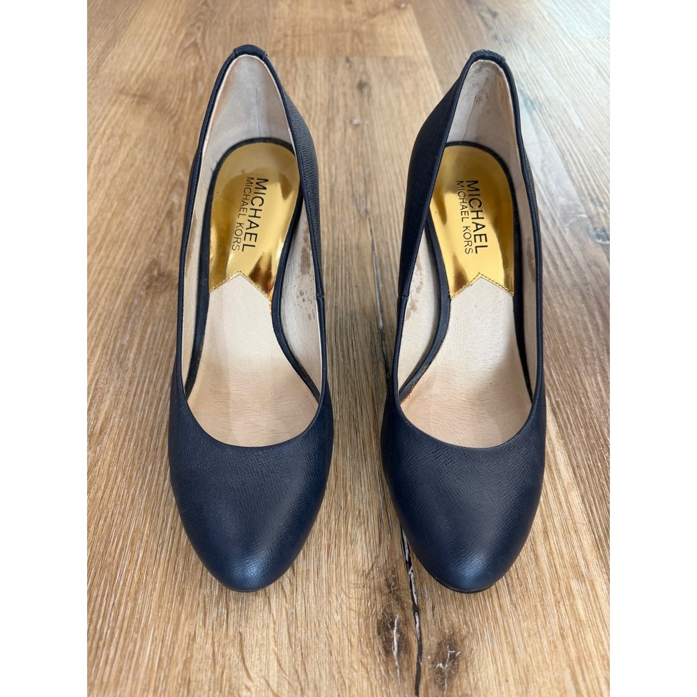 Michael Michael Kors Pumps Womens 6.5M Navy Blue Textured Leather Round Toe Heel